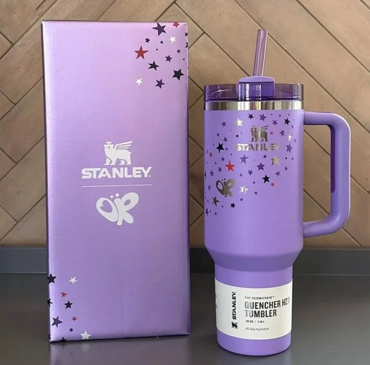 Stanley x Olivia Rodrigo Quencher H2.O FlowState™ Tumbler | 40 OZ